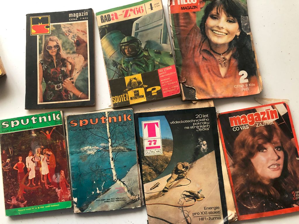 Staré časopisy  A-Z magazín,Co vás zajímá,KARAVANA