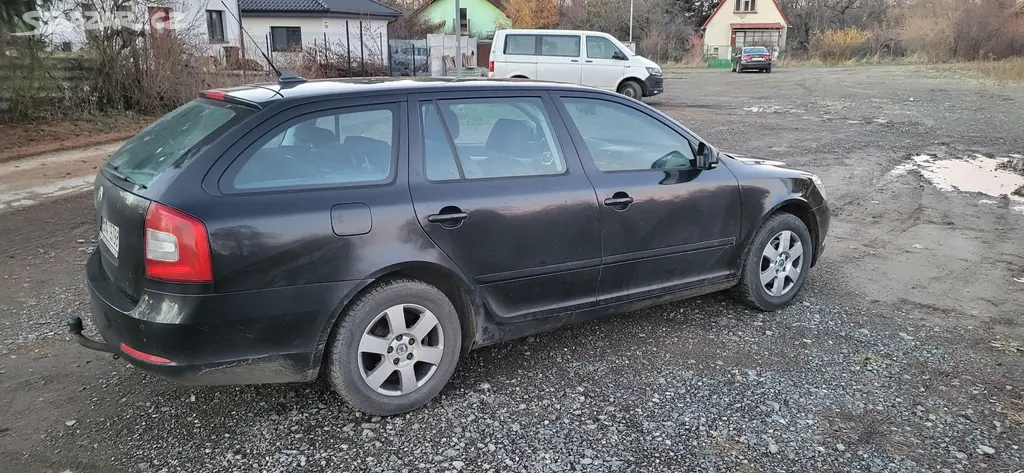 Škoda Octavia combi TDI 77 kW Elegance Tažné-TOP - fotka 2