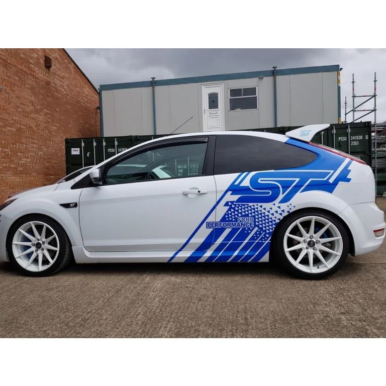 FORD FOCUS ST / samolepky na karoserii