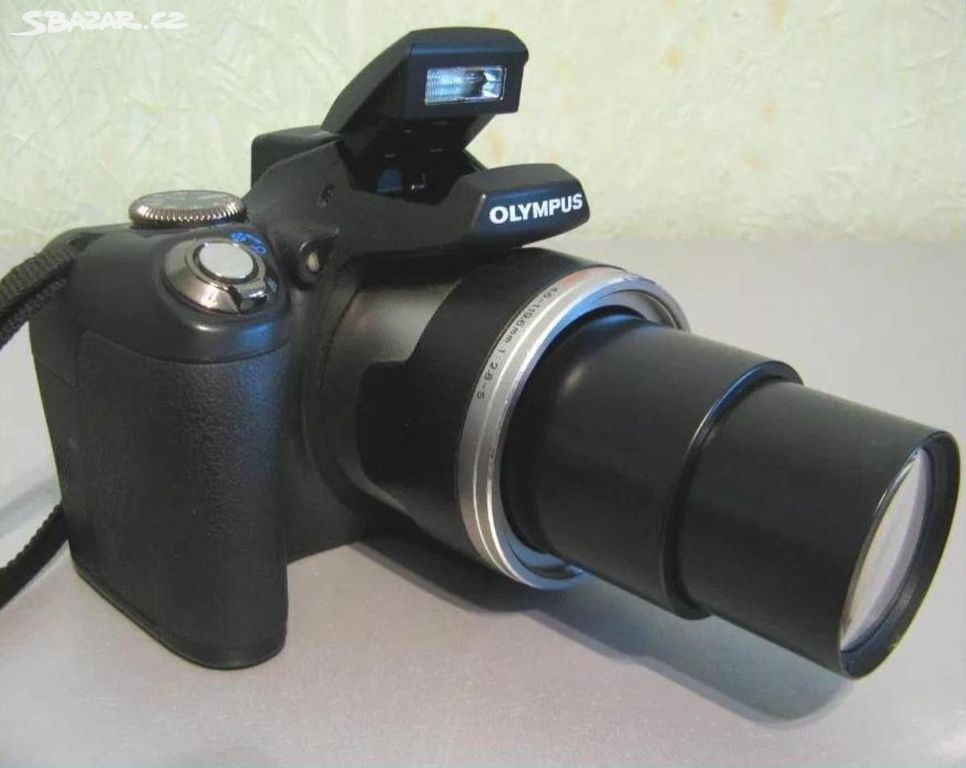 Olympus SP-590UZ digitální kompakt ultrazoom bezva