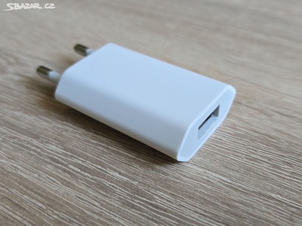 Apple nabíječka s USB s výkonem 5V / 1A