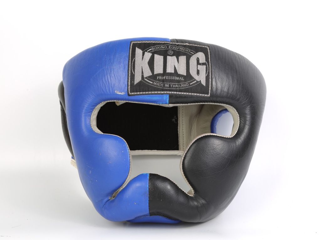Ochranná boxerská helma, přilba značky King