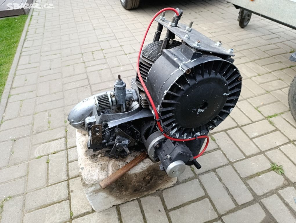 Motor Jawa 250 353