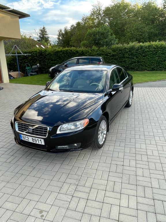 Volvo S80