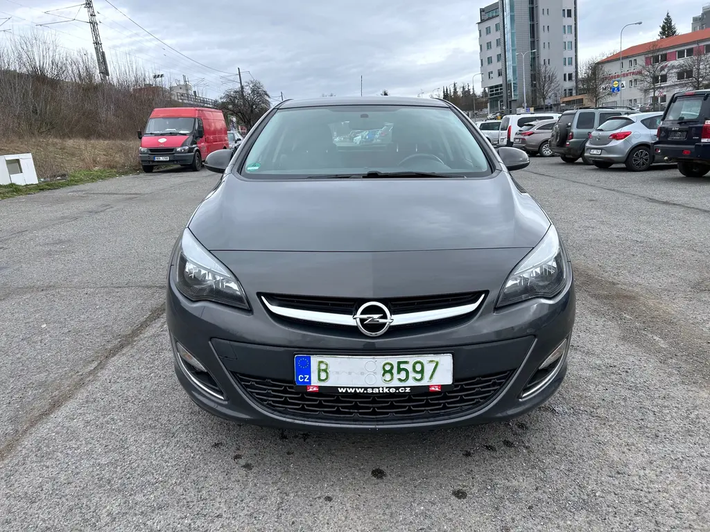 Opel Astra, J 1,6, tažné zařízení - fotka 2
