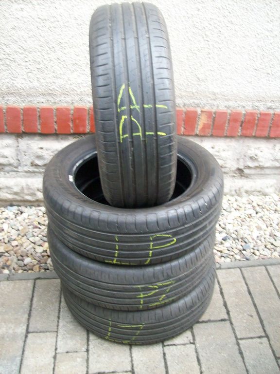 sada letní pneu na Superb3 Passat B8 215.55.17 90%