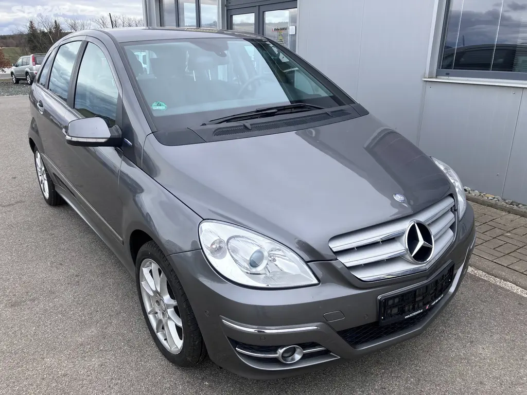 Mercedes-Benz Třídy B, B160 1,5i - fotka 2