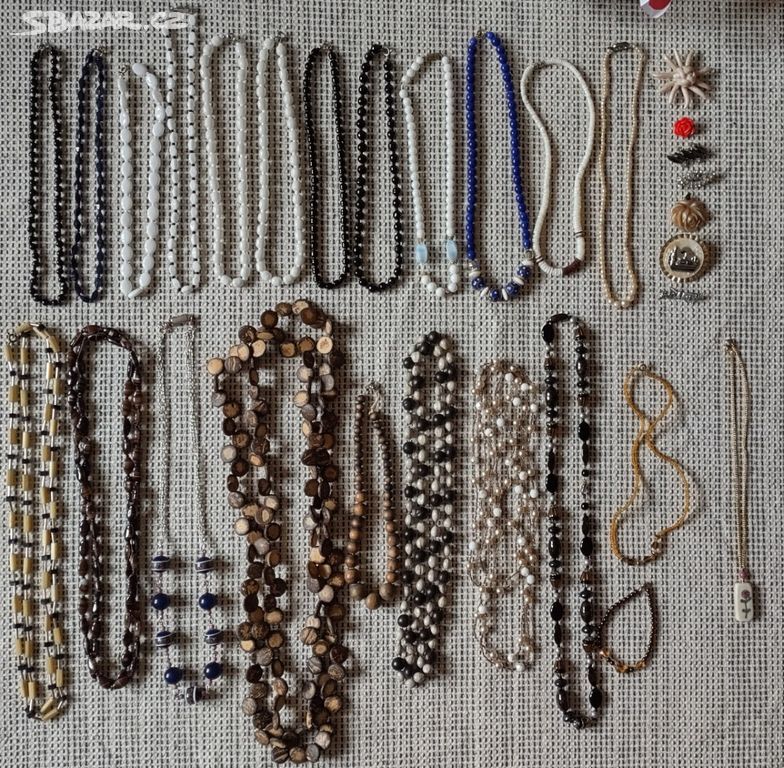 Retro vintage náhrdelníky a brože, 49 Kč za kus