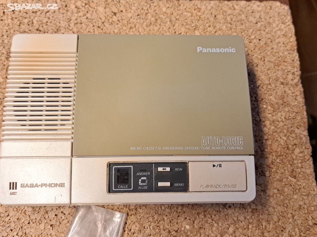 RETRO telefonní záznamník Panasonic +3 mikrokazety