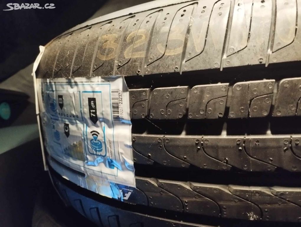 2x nové pneu pirelli 215/55/17