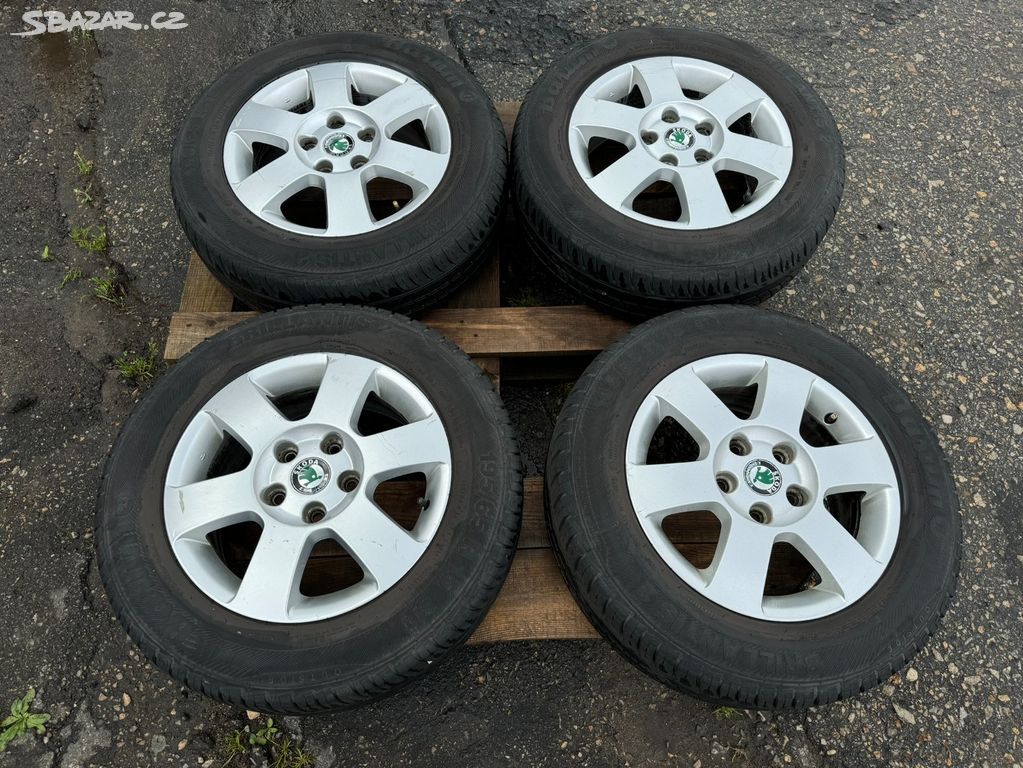 Alu kola Škoda R15 5x112 ET47 + letní pneu LA50