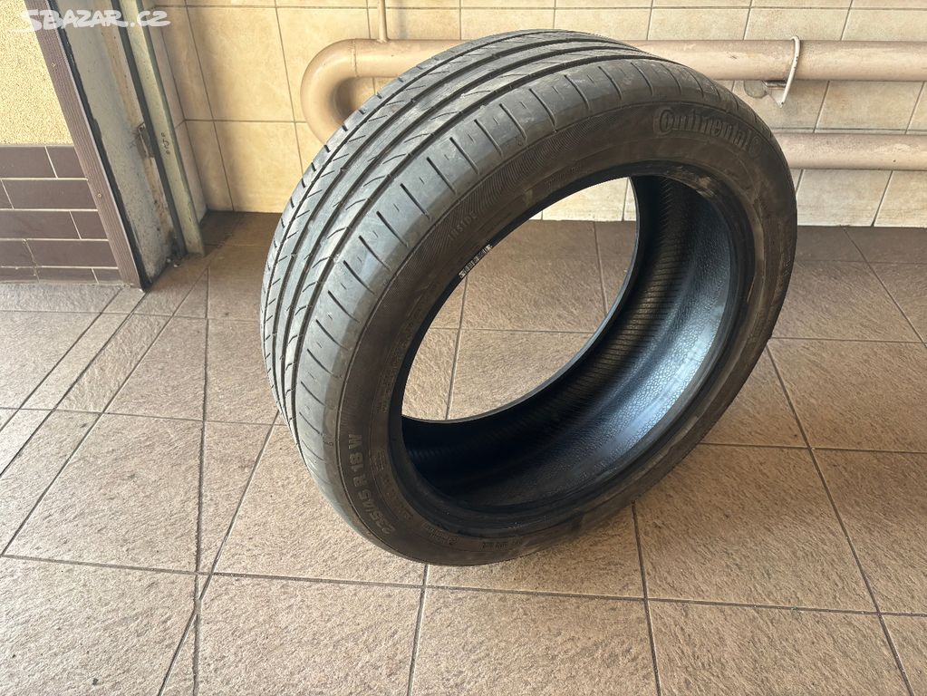 Continental ContiSportContact 5 235/45 R18 94W