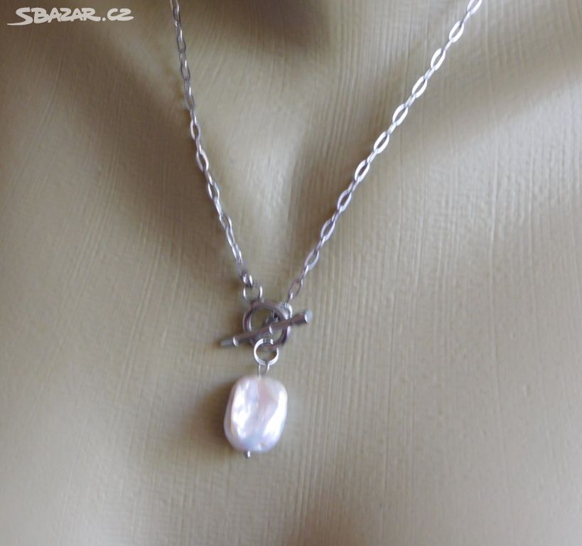 Náhrdelník- stříbrný nerezový s  keshi perlou