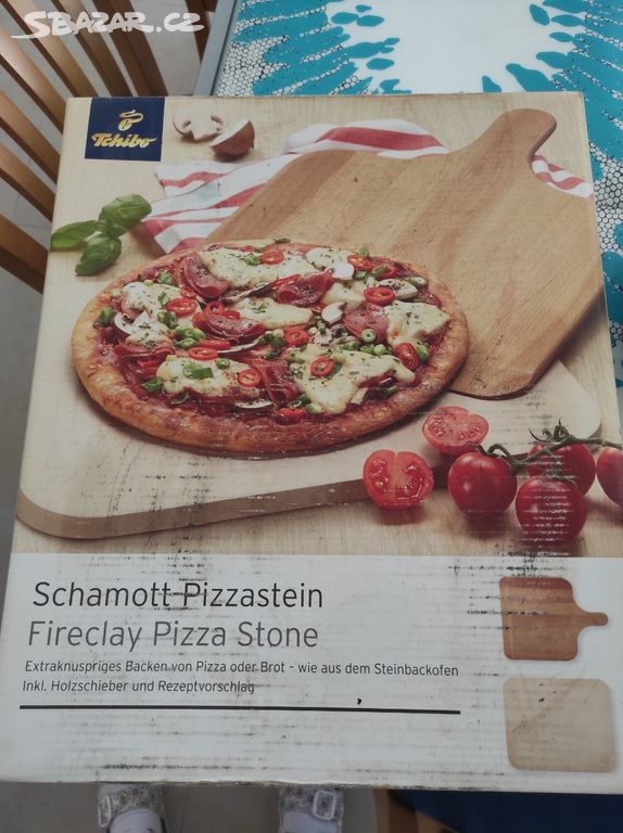 Pizza kámen šamotový i s dřevěnou lopatou