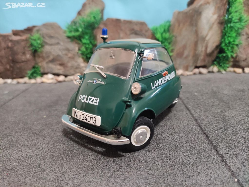 prodám model 1:18 BMW isetta polizei