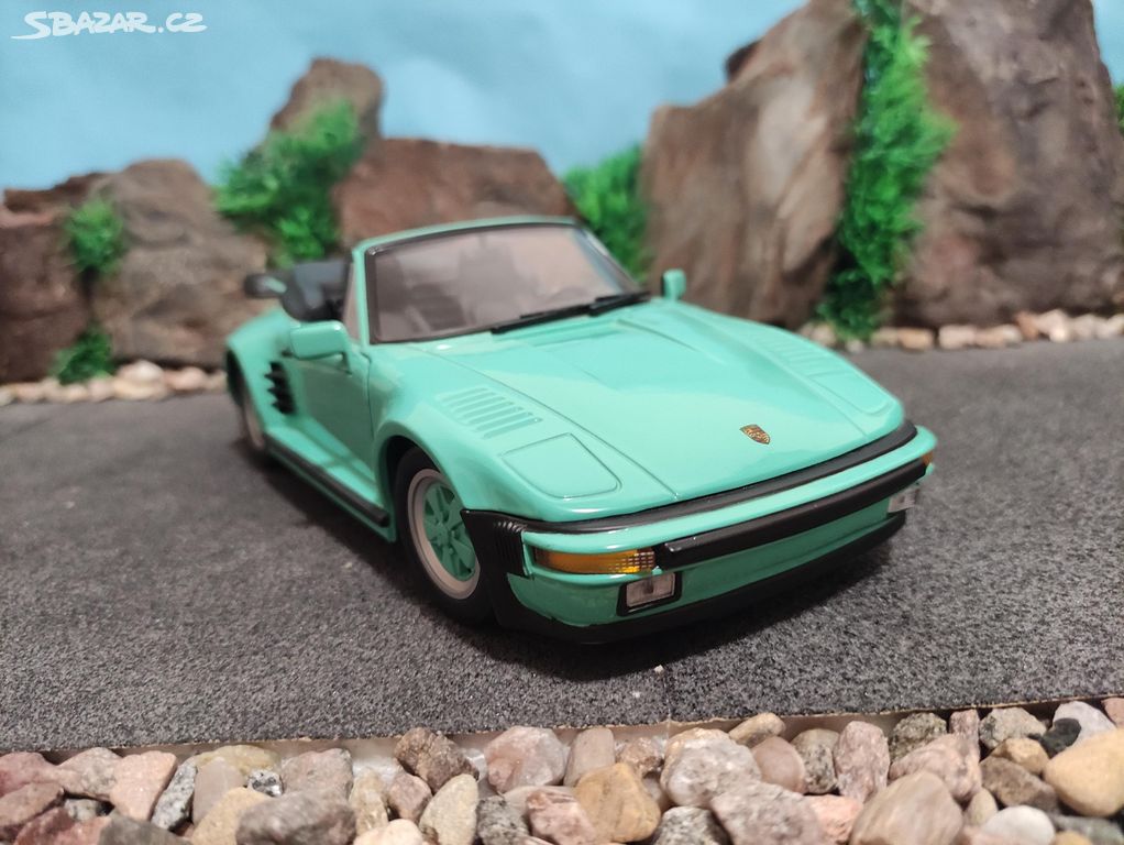 Prodám model 1:18 Porsche 911 sl