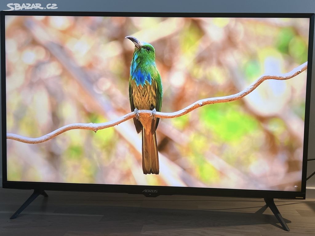 43" 4k QLED herní monitor GIGABYTE AORUS FV43U