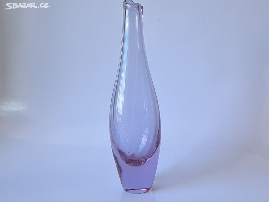 Váza skleněná stará 1968