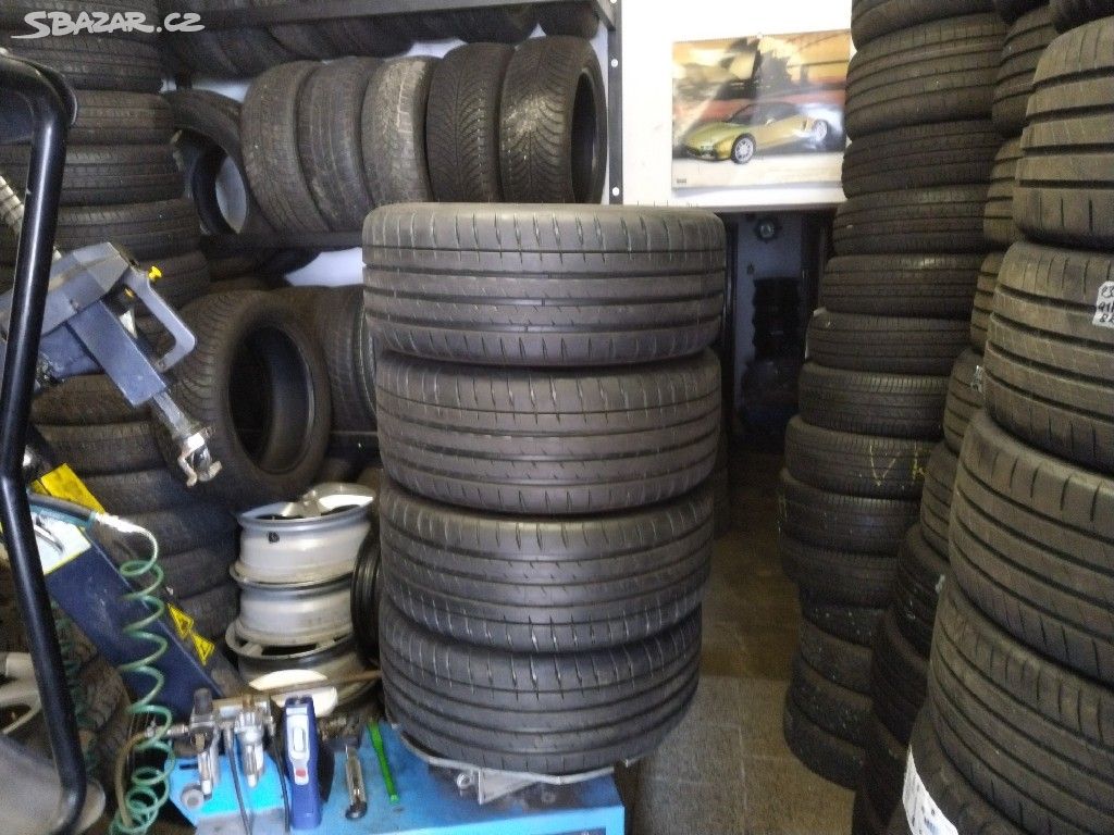 Nové 225/40 R18 Michelin Pilot sport 4