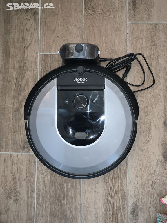 Irobot roomba i7 - robotický vysavač