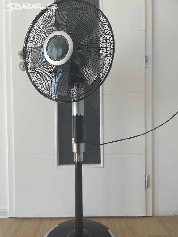 Stojanový ventilátor oscilující s dálkovým ovlád.