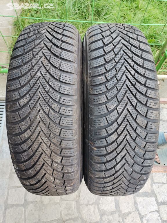 215/70/16 zimni pneu MAXXIS 215 70 16