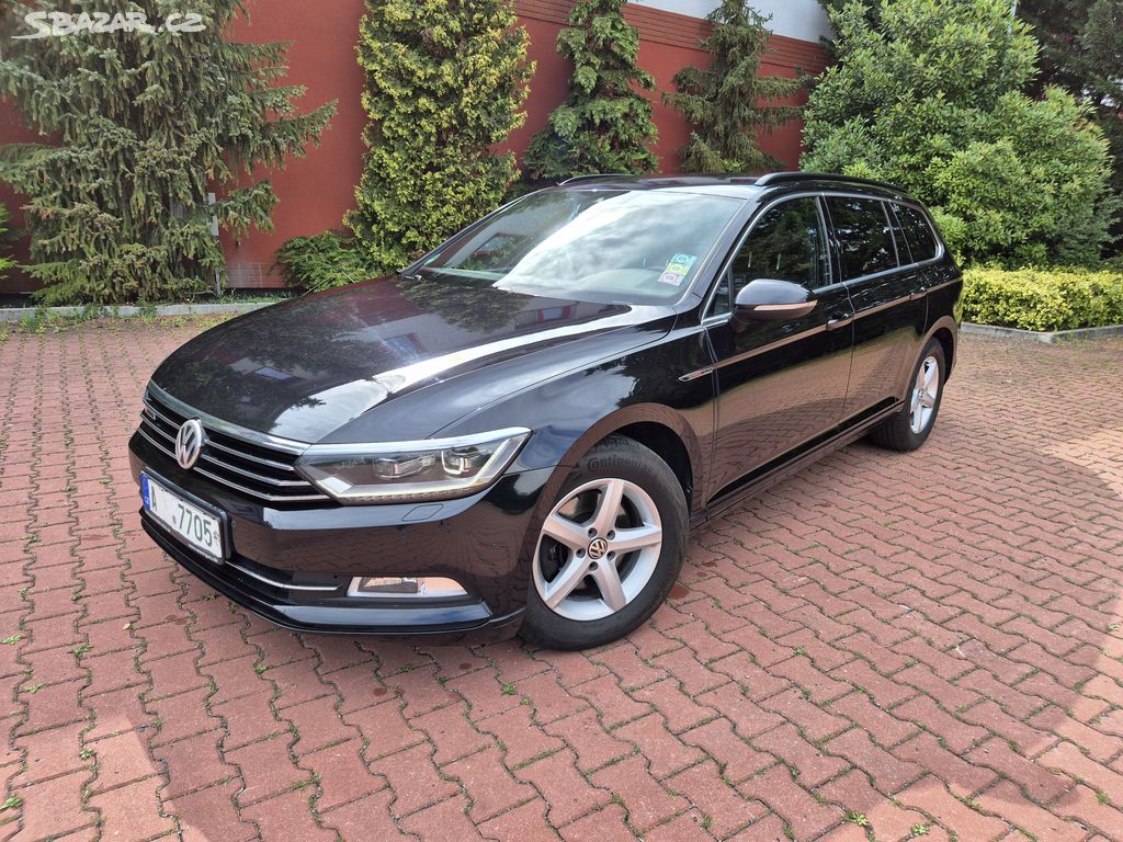 Passat 2.0TDI 140kW,R-line,DSG,4x4,Webasto,Matrix.