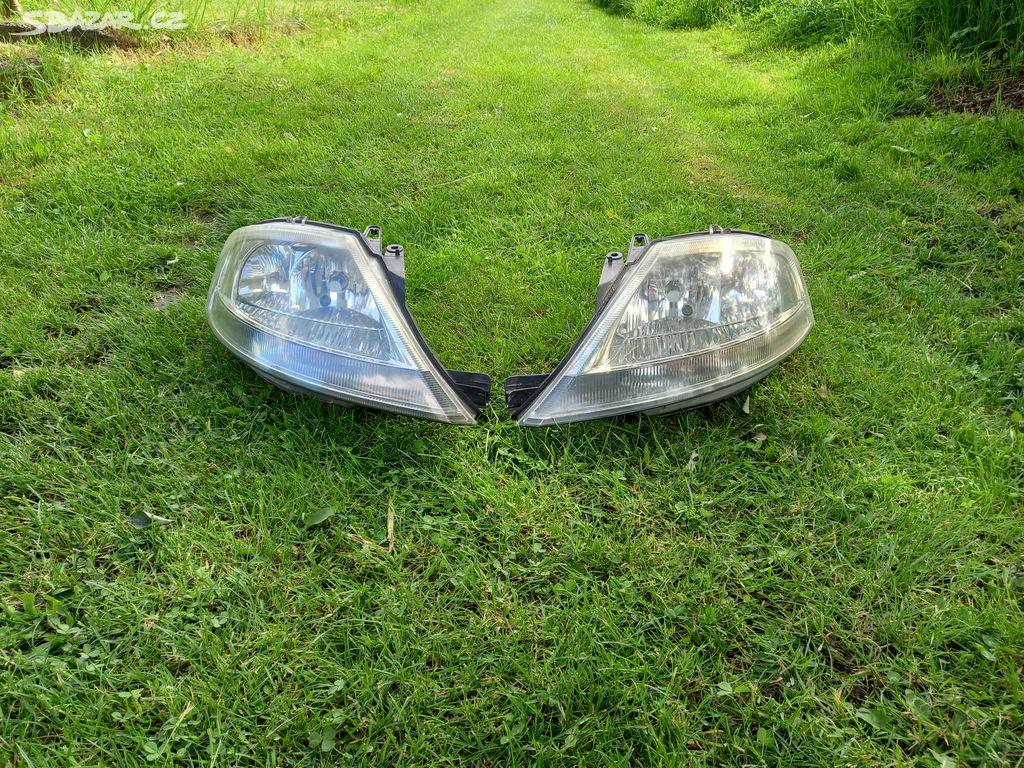 přední světla Citroen C3 originál cena za kus