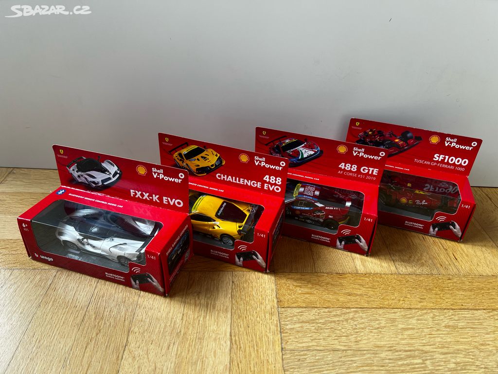 Bburago sada Shell V-Power Ferrari Bluetooth 1:41