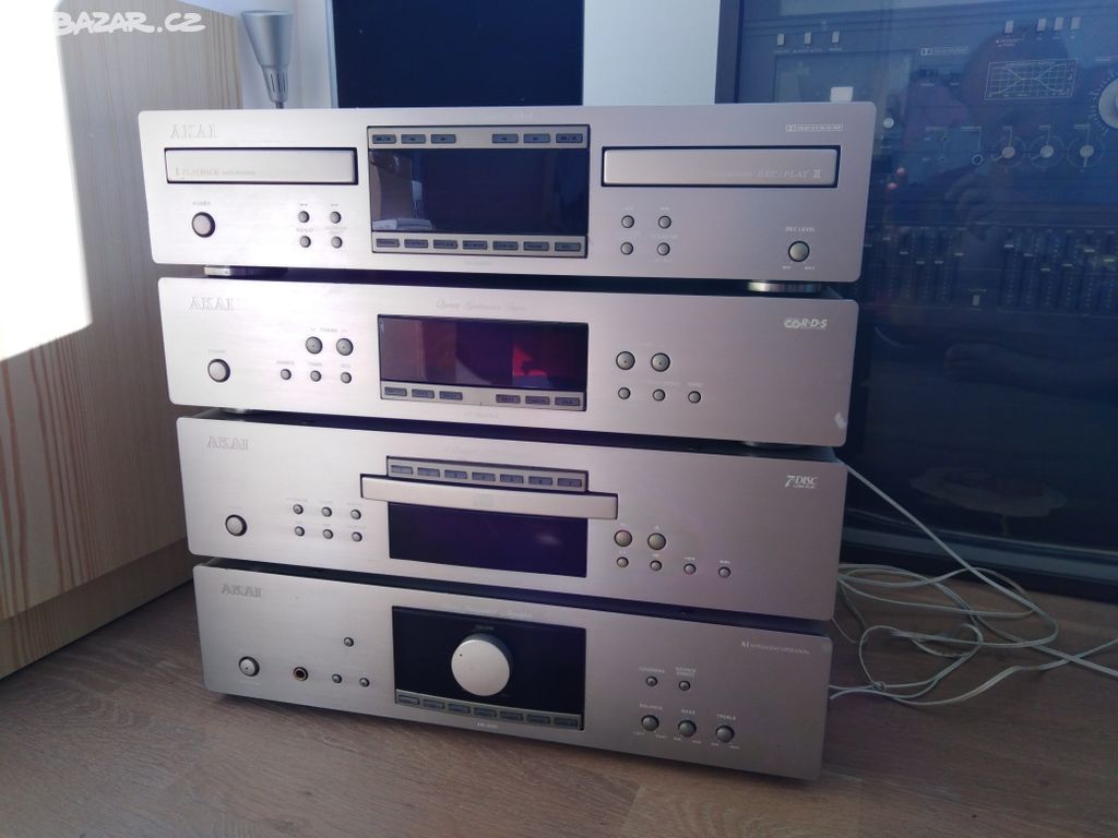 HiFi sestava AKAI 3000