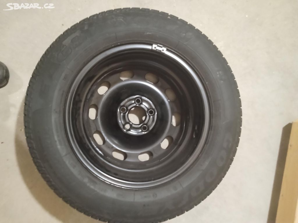 Goodyear 195/65 R15 + Disk + Kompresor + Nářadí