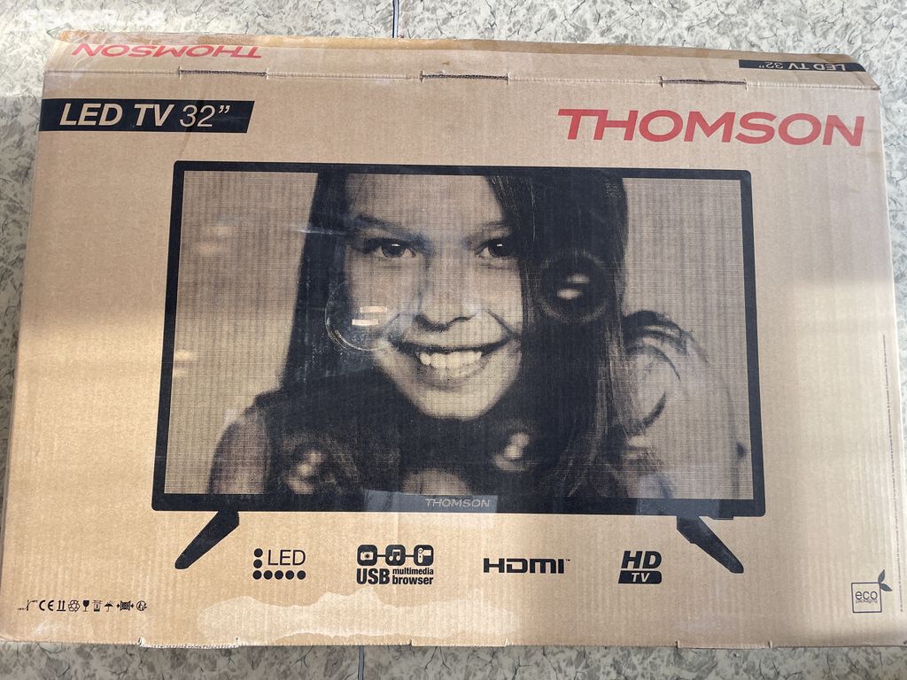 Led Tv Thomson, úhlopříčka 80 cm + držák na zeď