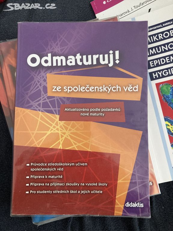 Odmaturuj ze společenských věd