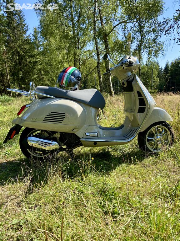 Scooter VESPA 125 GTS - 2024 - ujeto 500 km