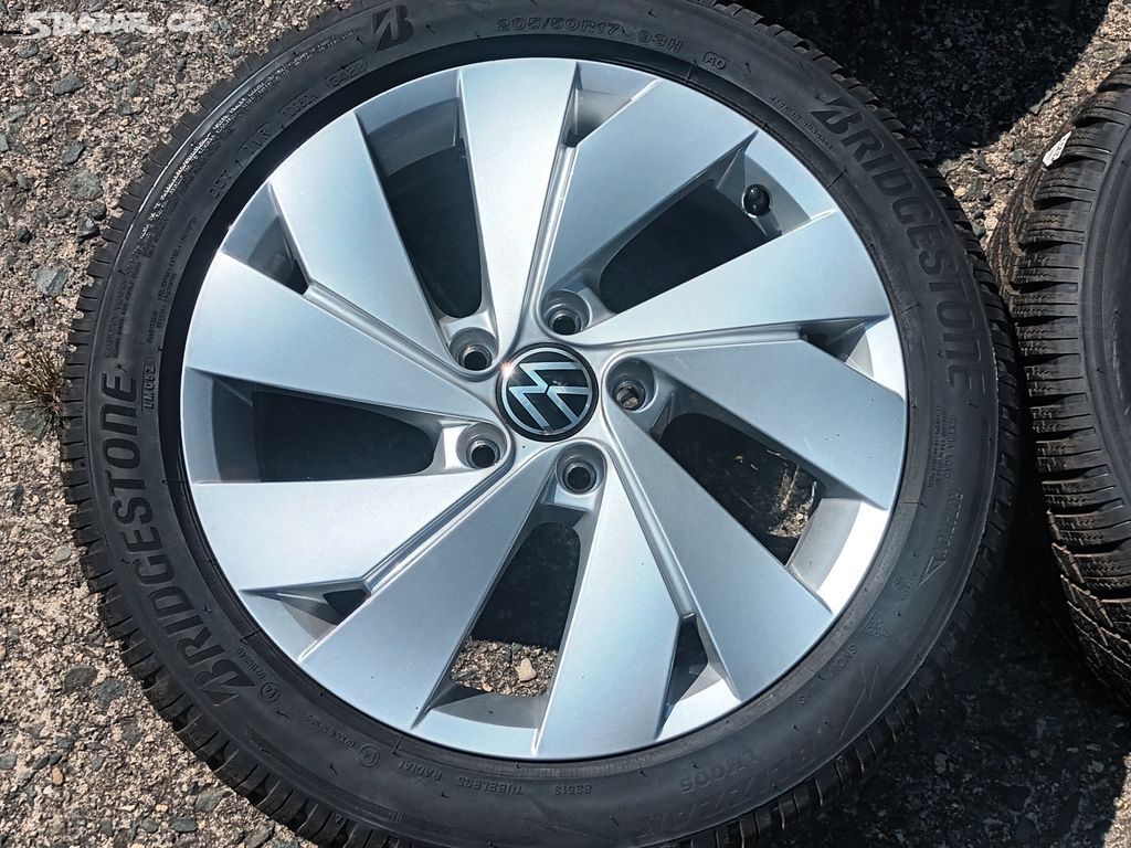 Alu kola originál VW Golf 8 belmont R17, 5x112,