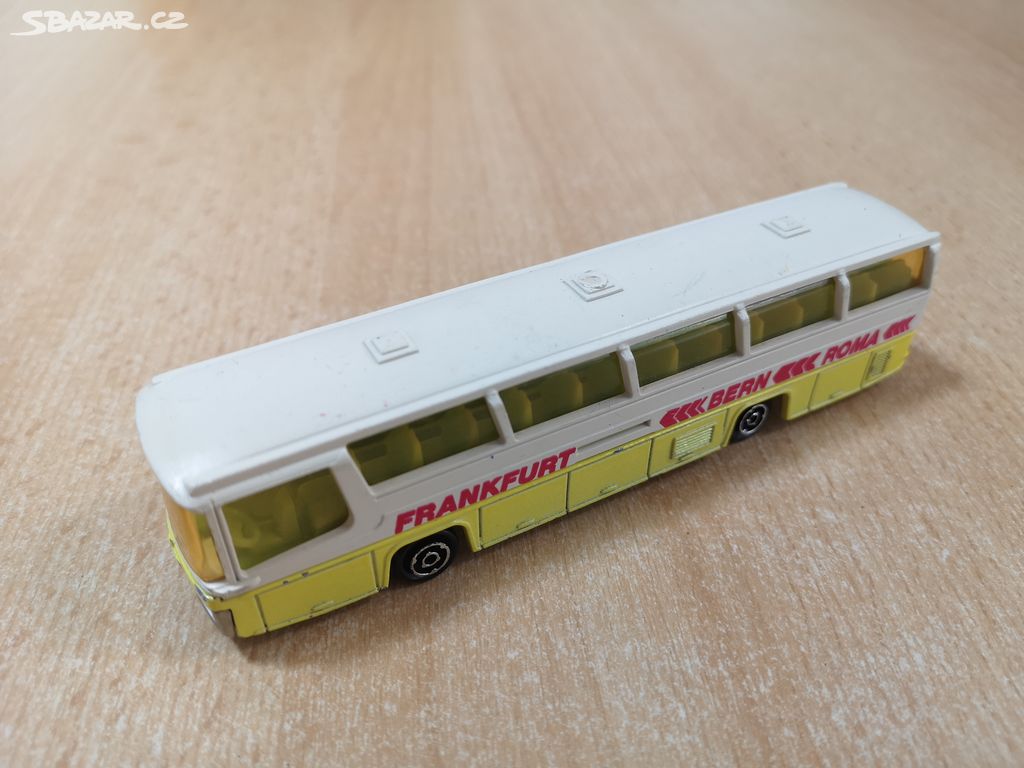 MAJORETTE NEOPLAN BUS No 373 FRANCE