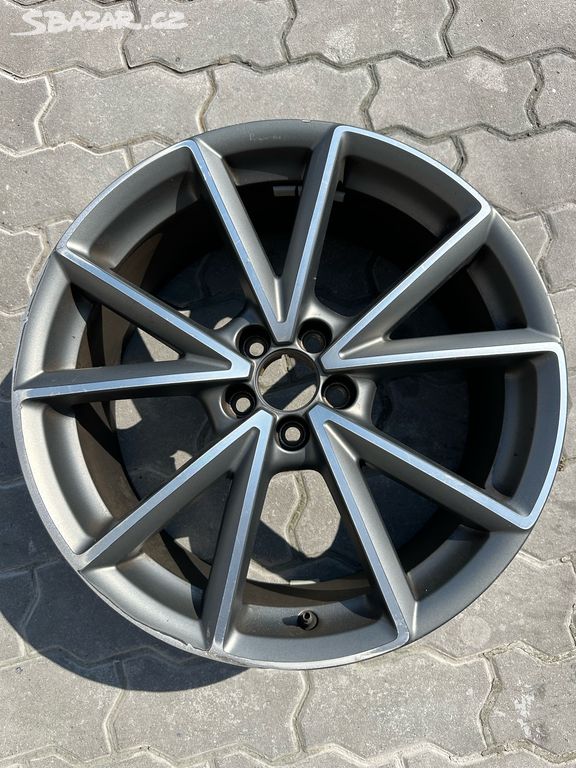 18 alu disk AUDI A1 8X0601025BP