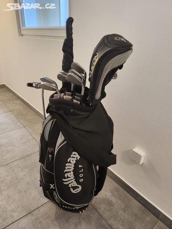 Golfový set holí včetně bagu a deštníku