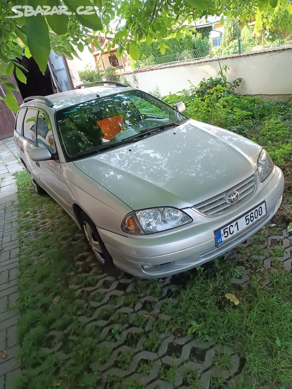 Toyota avensis, benzin + LPG