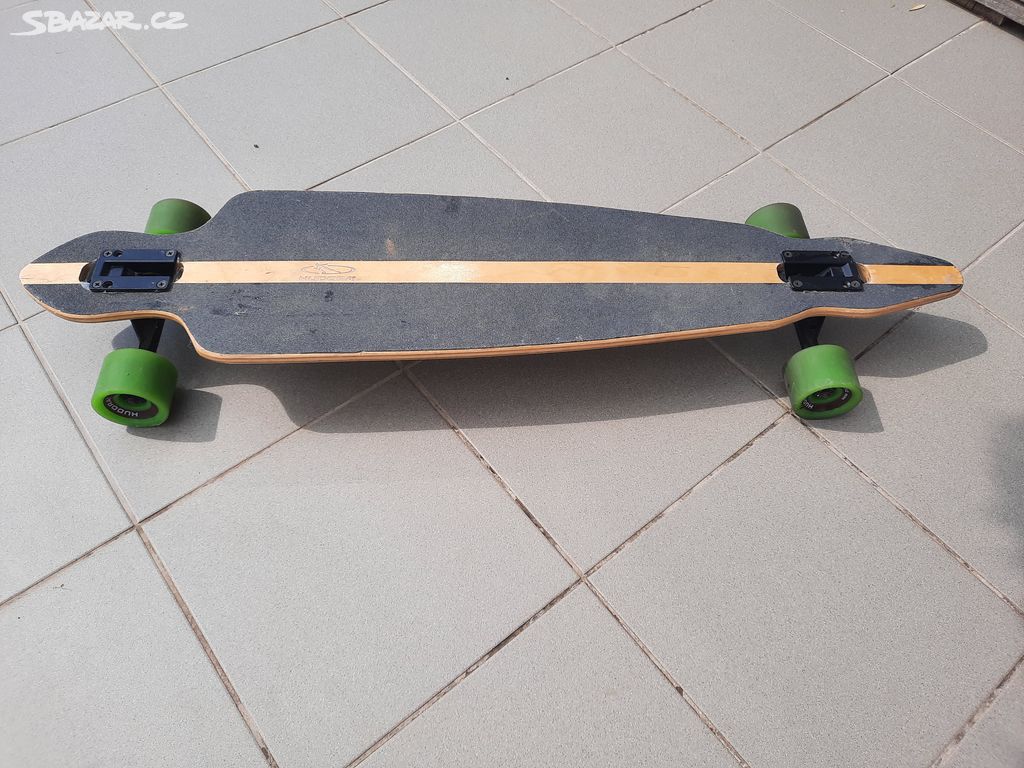 Longboard dřevěný Hudora