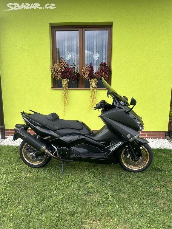 Yamaha T-max 530 edice BlackMax