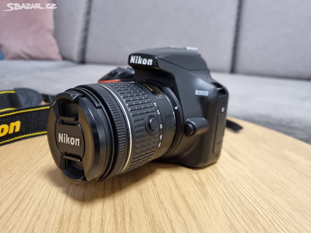 Nikon D3500 + optika + příslušenství