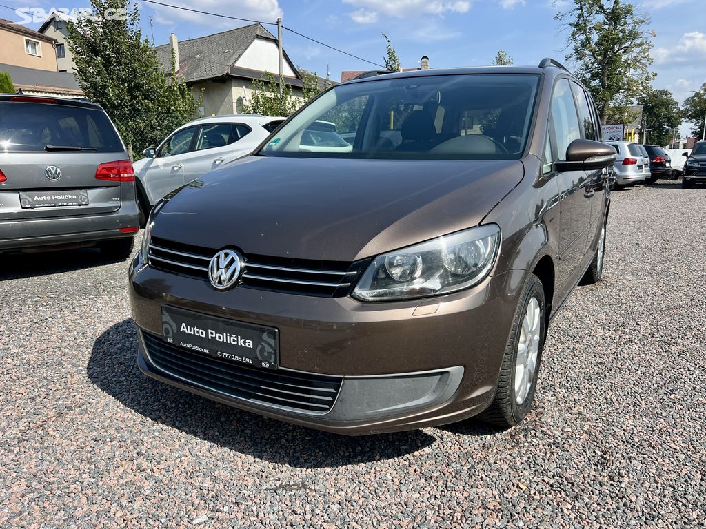 Volkswagen Touran 2.0 TDI 103 kW 7 míst,Nezá.Tope