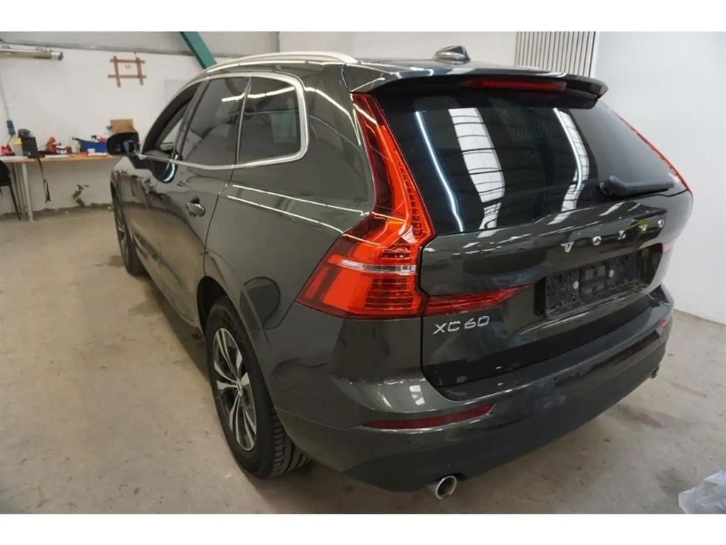 XC60 XC 60 D4 2WD Momentm Pro Nav LED Kůže AL 2/20