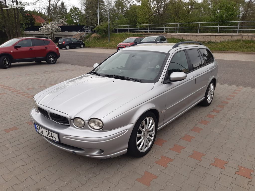 JAGUAR X-TYPE 2.0 kombi manuál - 147 000 km