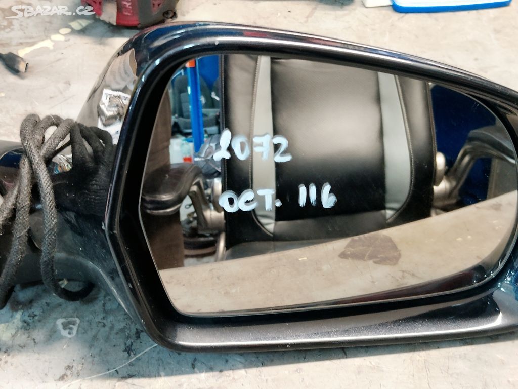 Škoda Octavia II po FL pravé zpětné zrcátko