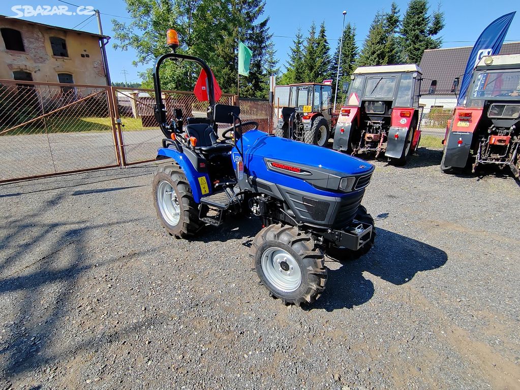 Traktor Farmtrac Compact 26 4WD