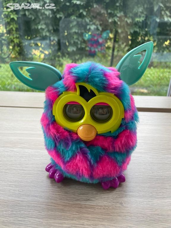 Dětská hračka Furby