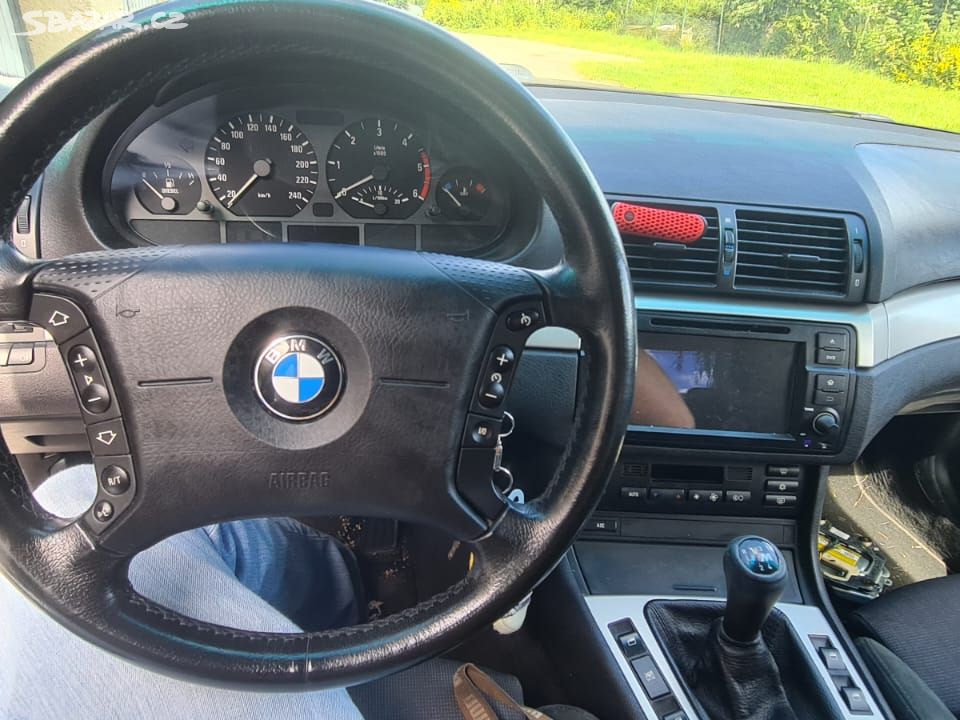 BMW 3 E46 volant