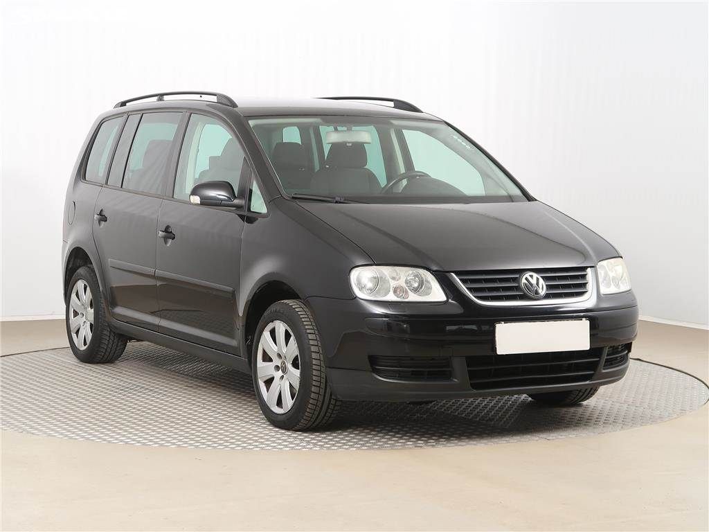 Volkswagen Touran, 1.4 TSI, po STK, Tažné